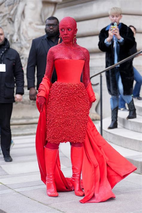 Doja Cat – Schiaparelli Haute Couture Spring Summer 2023 PFW-04 - GotCeleb