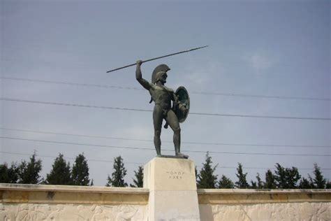 Memorial of Leonidas and Sparta 300, Thermopylae - YouInGreece