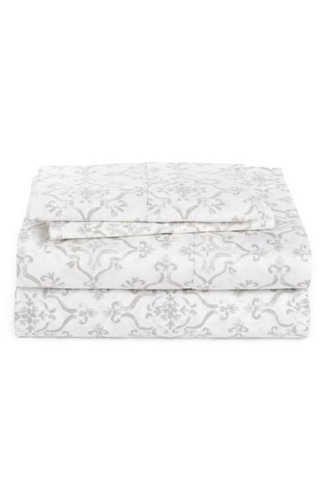 Buy BOLL & BRANCH Painted Tile Signature Hemmed Organic Cotton Sheet Set At 50% Off | Editorialist