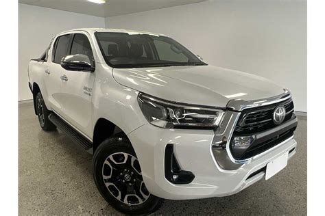 SOLD 2023 Toyota HiLux SR5 in Frosted White | Used Ute | Coffs Harbour NSW