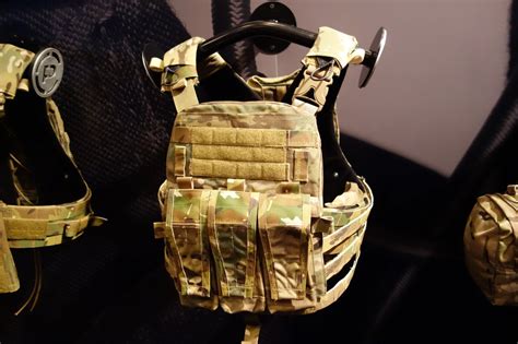 Crye Precision AVS-AC (Adaptive Vest System-Assault Configuration ...