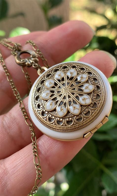 Vintage style Locket Necklace/mandala/Anniversary/Bridesmaid | Etsy