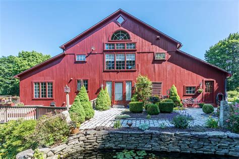 Historic barn conversion asks $525K in Connecticut - Curbed