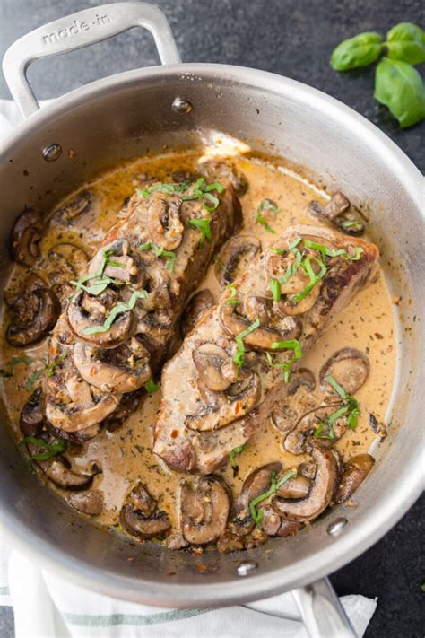 Steak with Garlic Mushroom Cream Sauce - Easy Peasy Meals