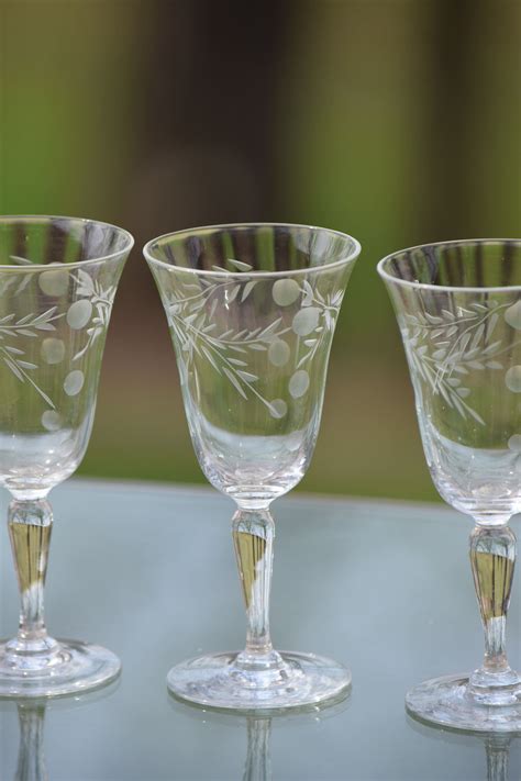 Vintage Etched Wine Glasses, Set of 4, After Dinner Drink Limoncello Glasses ~ 3 oz Wine glasses ...