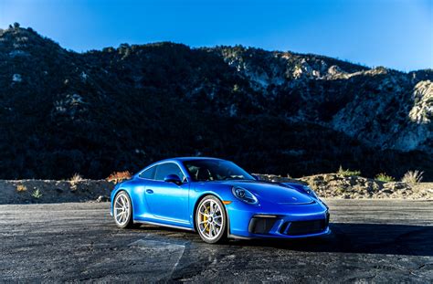 Porsche 911 GT3 Touring : r/carporn