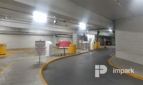 Metro Ramp Parking Garage | Minneapolis-St Paul Parking | Impark