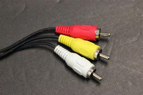 What Is The Yellow And The Red Audio Cable Called | Audiolover