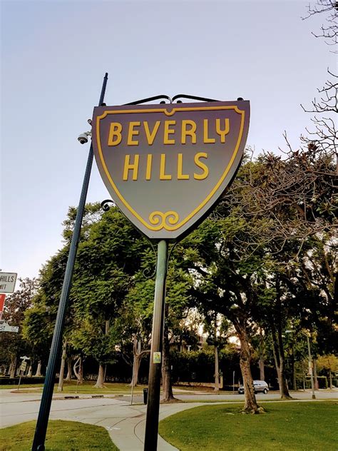 Beverly Hills Sign - Beverly Hills, CA 90210 - Location, Reviews, Hours ...