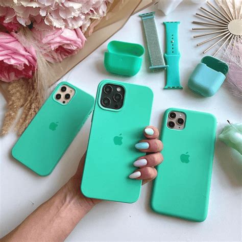 iPhone Silicone Case (Spearmint Green)