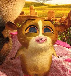 Mort Madagascar GIF - Mort Madagascar Cake - Discover & Share GIFs