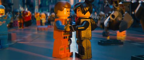 Emmet and Wildstyle in Lego movie - Reelmama.com