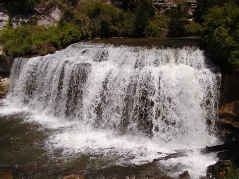 Wildbirds Broadcasting: Trust Proposal Would Fund Purchase of Snake River Falls