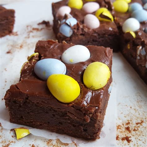 Easter Egg Brownies – Rumbly in my Tumbly