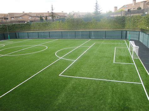 instalación de campos de fútbol de césped artificial, además de ...