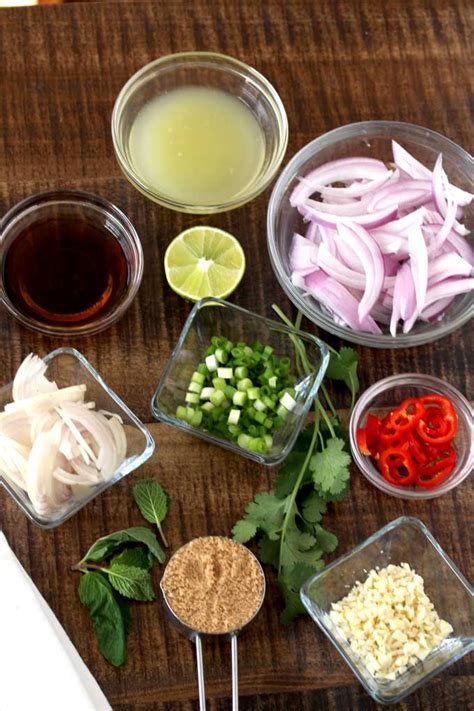 Thai Chicken Larb Salad (Larb Gai) | Lemon Blossoms