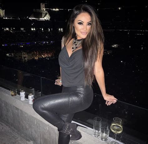 Kaylani Lei Wiki, Net Worth, Boyfriend, Height, Weight & More | Model, Beautiful bodies, Plus ...