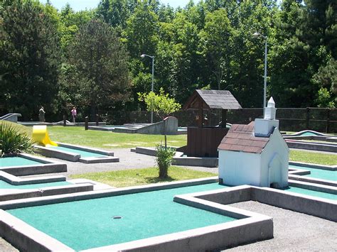 Miniature Golf | Pipestem Resort State Park, West Virginia | J. Stephen Conn | Flickr