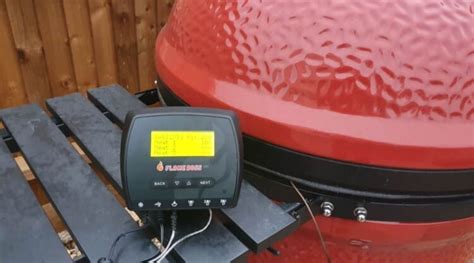 7 Best BBQ Temperature Controllers in 2022 | FoodFireFriends.com