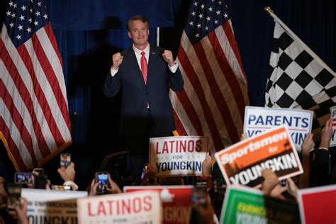 PHOTOS: Election Day 2021 in Virginia - WTOP News