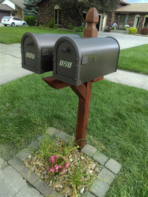 Double Mailbox Post Makeover | Mailbox landscaping, Double mailbox post, Mailbox post