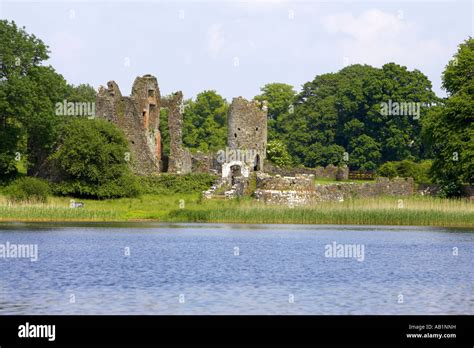 Crom castle hi-res stock photography and images - Alamy