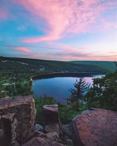 Memorial Day Sunset at Devils Lake State Park. Baraboo, WI. [OC][3276x4096] Instagram ...