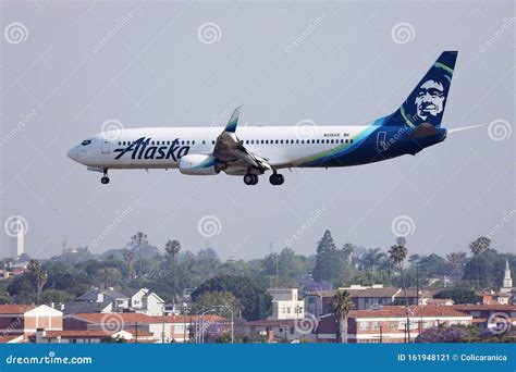 Alaska Airlines Taking Off from Los Angeles Airport LAX Editorial Photo ...