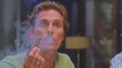 Celebrity Smoking Cigar : Matthew McConaughey in How to Lose a Guy in 10...