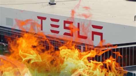 Elon Musk: Tesla Fabrikaları Milyarlarca Dolar Kaybediyor - Webtekno
