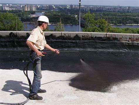 La consommation de mastic de bitume par 1 m2 d’étanchéité: norme pour le béton et le métal, BPM ...