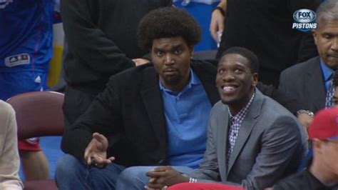 Andrew Bynum hair watch - Larry Brown Sports