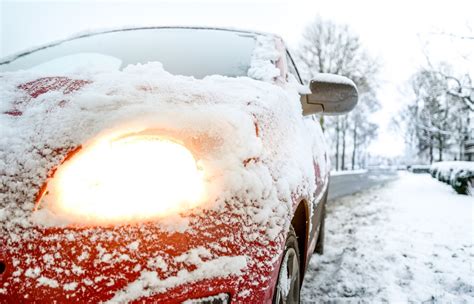 4 Most Effective Ways To Clean Snow and Ice Off Your Car - Rochester ...