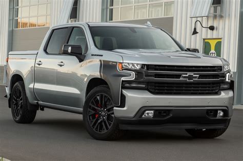 Silverado RST Street Concept Brings Stance: SEMA 2018 | GM Authority