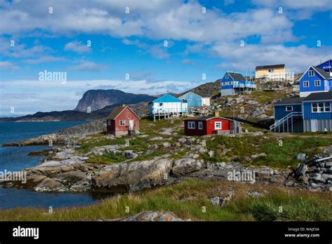 Greenland. Itilleq. Colorful houses dot the hillside Stock Photo - Alamy