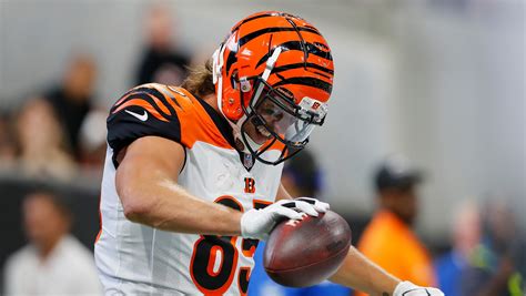 Tyler Eifert Injury Might Be Too Gruesome to Watch | Heavy.com