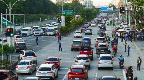 MMDA eyes Katipunan Avenue traffic-mitigating solutions