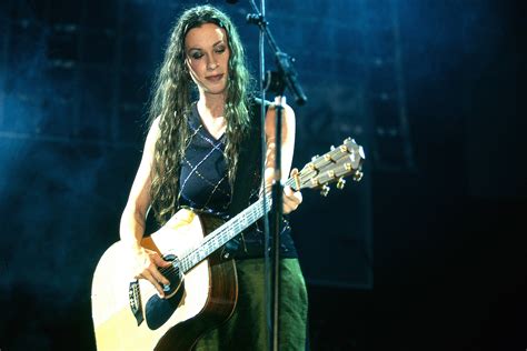 Alanis Morissette Shares Acoustic 'Ironic' for 25th Anniversary ...