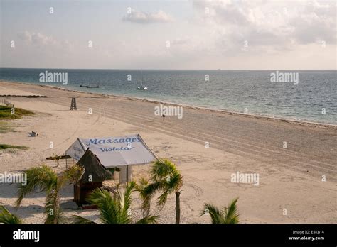 Beach in Puerto Morelos, Mexico Stock Photo - Alamy