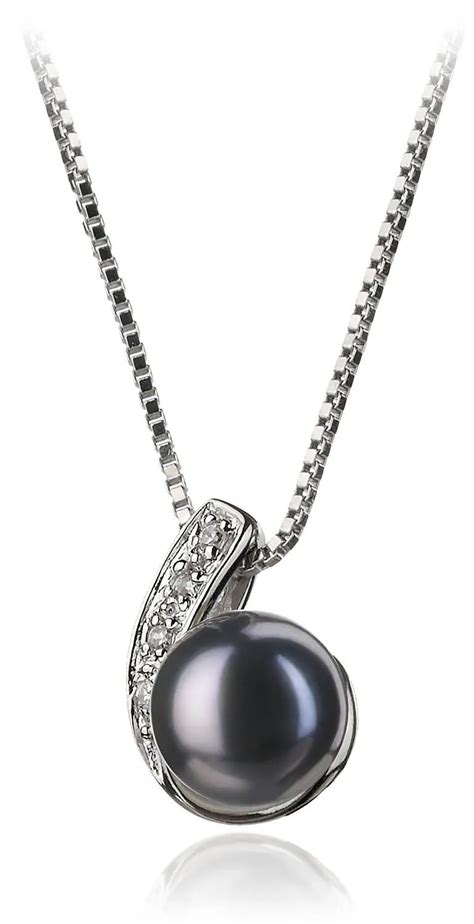 black-pearl-pendant-AMAZON | Jewelry Guide