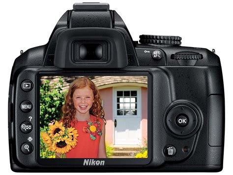 Nikon D200 vs Nikon D3000 In Depth Comparison - PXLMAG.com