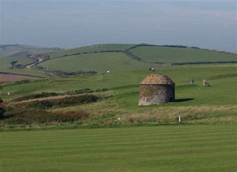 Dovecote in Whitsand Bay Golf Course © Derek Harper cc-by-sa/2.0 :: Geograph Britain and Ireland
