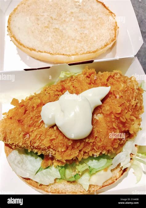 Calories In Kfc Zinger Burger Without Mayo - Burger Poster