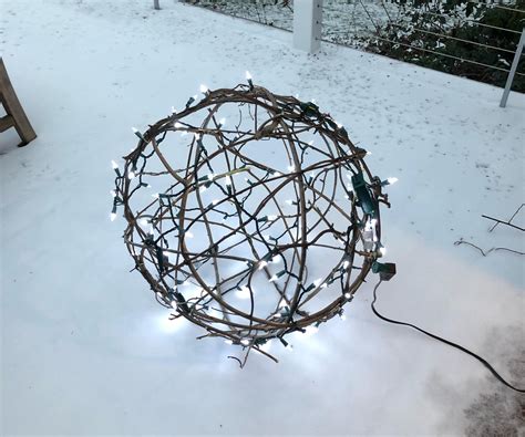 Holiday Light Ball : 5 Steps - Instructables