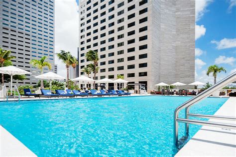 InterContinental Miami: Pool & Spa Day Pass Miami | ResortPass