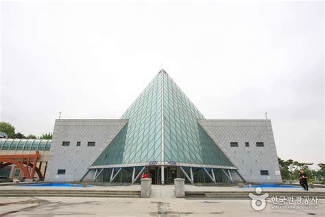 Iksan Jewelry Museum (익산 보석박물관) - Discover Latest K-Pop News, K-Drama ...