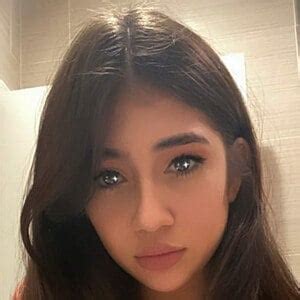 Ashlen Diaz - Age, Family, Bio | Famous Birthdays