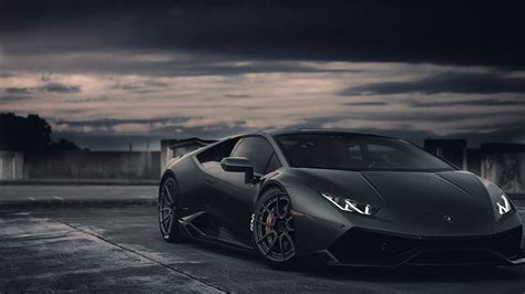 Lamborghini Huracan Wallpaper