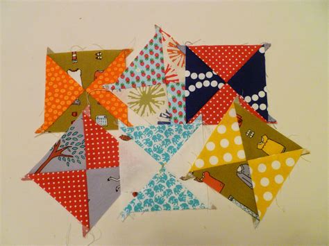 Stitch and Pieces: Quarter square triangle quilt: a WIP