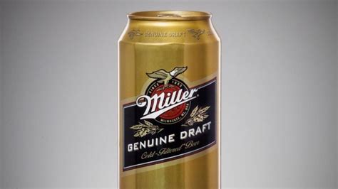 Miller High vs Miller Lite: The Difference Between Similar Beers